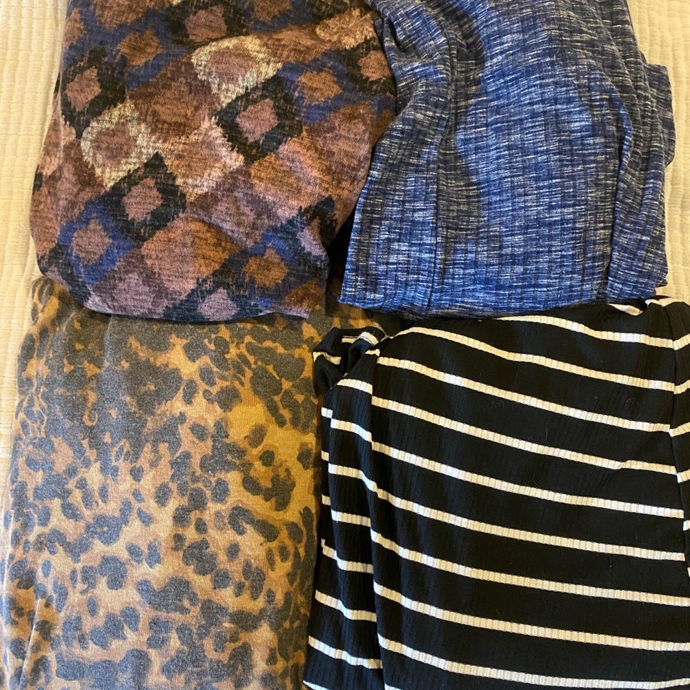 Lot of 4 LulaRoe Sarah Cardigans - Size M